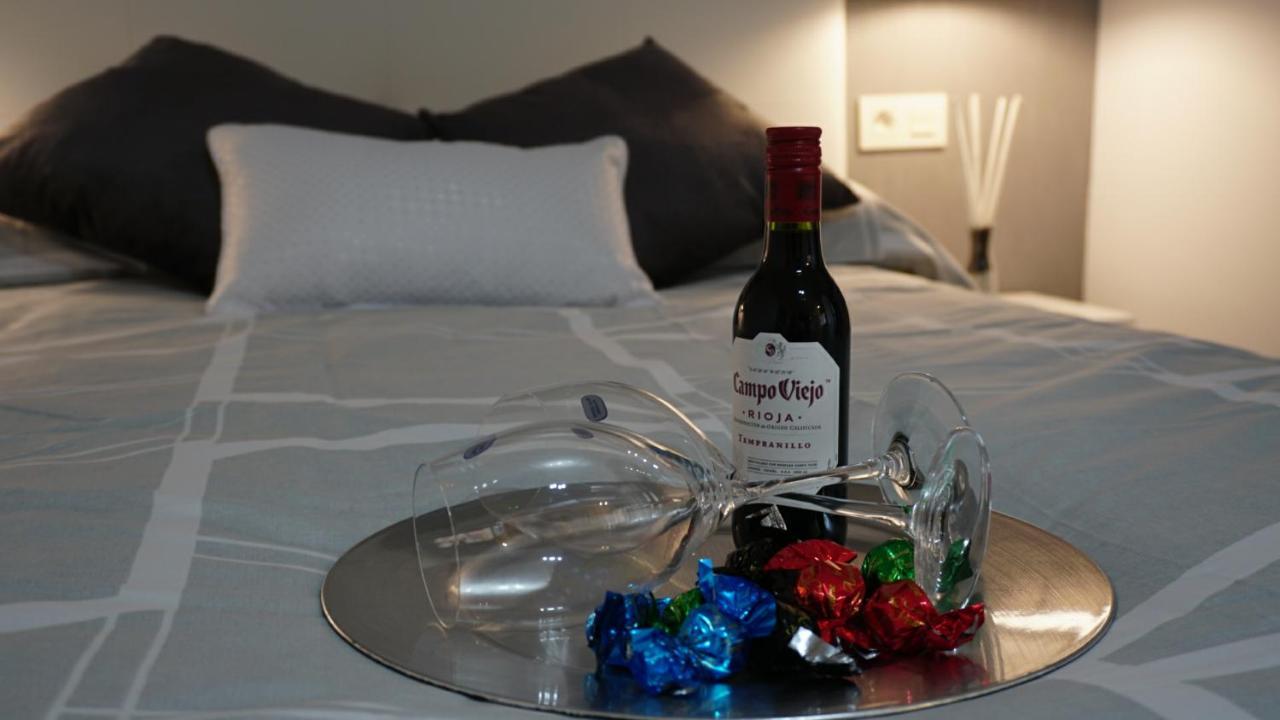 La Bella Malagueta Apartment Malaga Ngoại thất bức ảnh