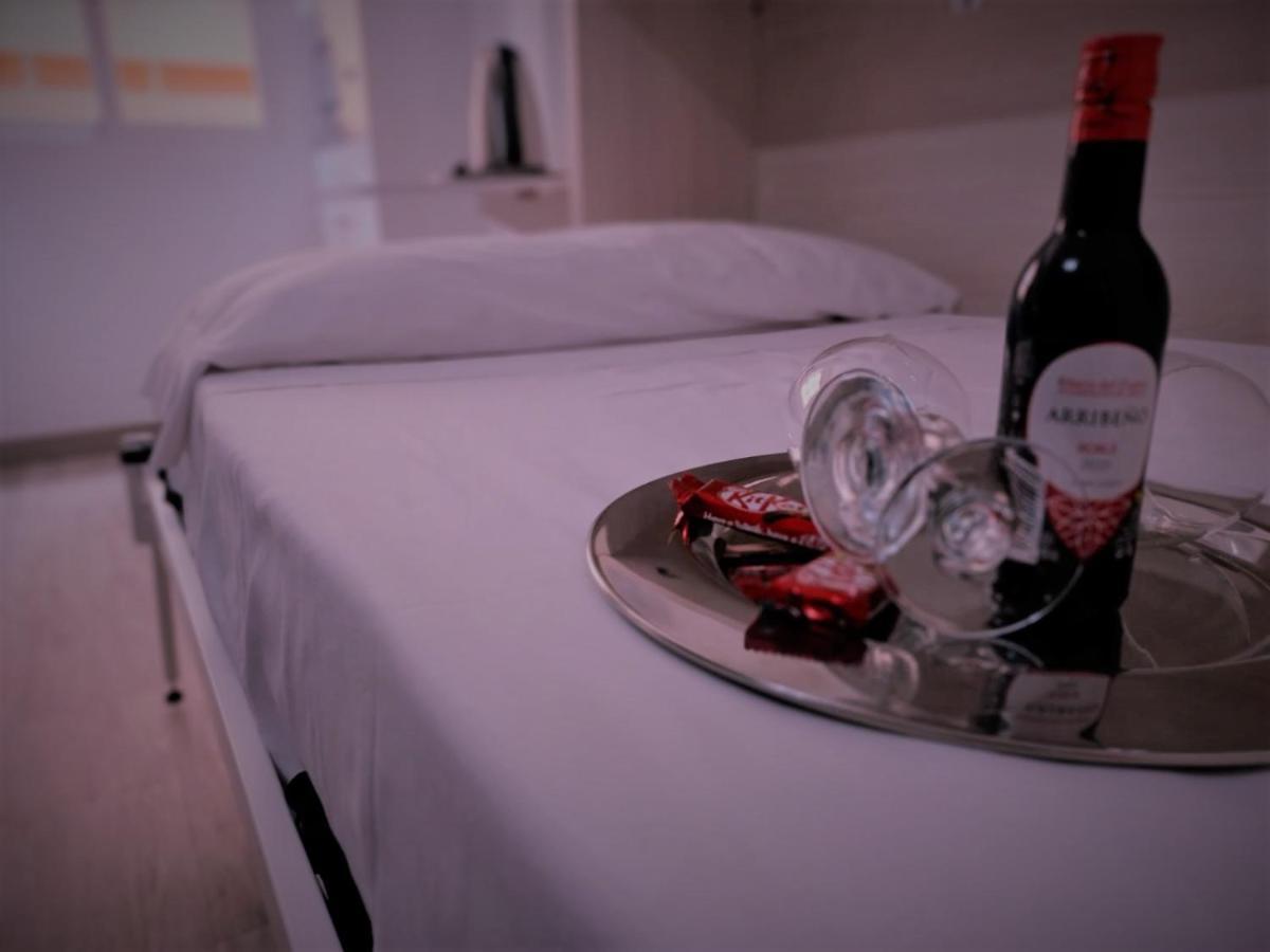 La Bella Malagueta Apartment Malaga Ngoại thất bức ảnh